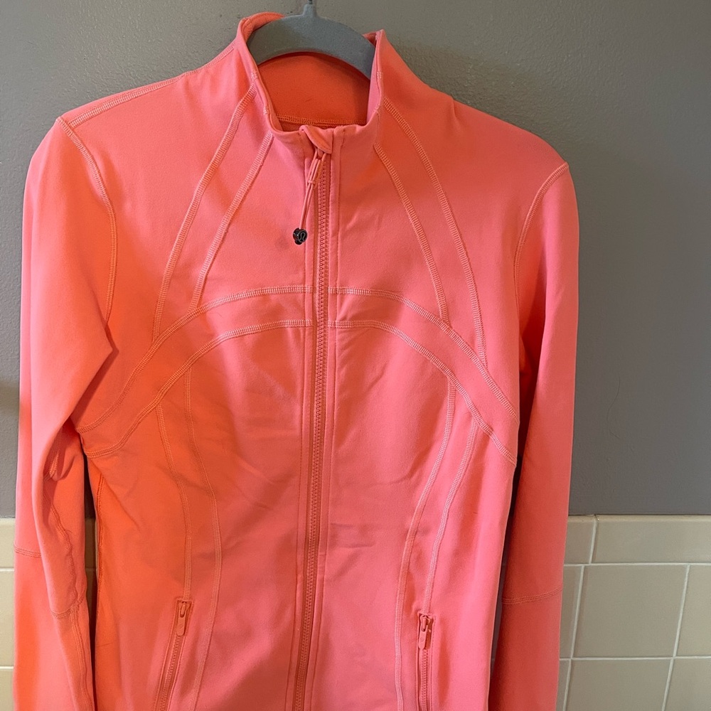 Women's Lululemon 🍋 Define Luon Jacket in Raspberry Cream